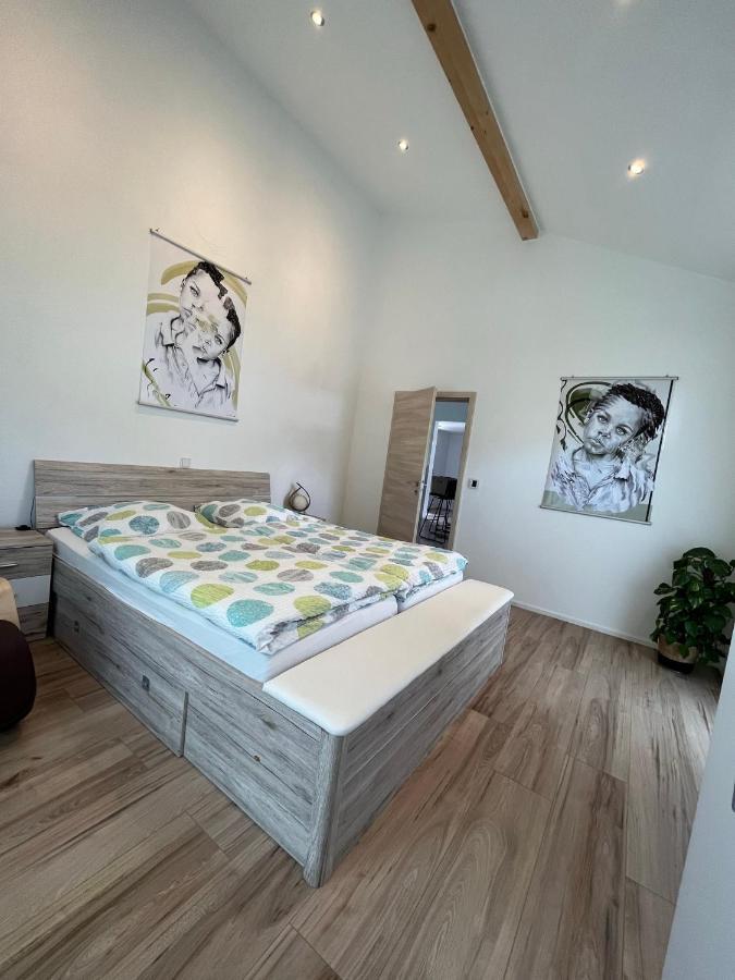 Ferienwohnung "Moseltraum" Ensch Екстериор снимка